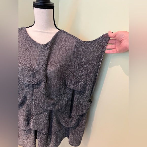 **NWOT** Gray mesh top - Picture 2 of 5
